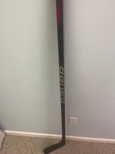 Custom Laine Curve Nexus Sync Hockey stick