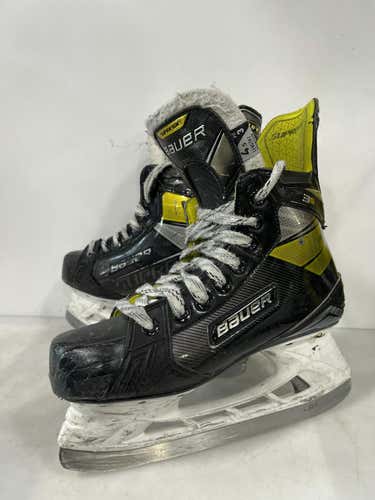 Used Bauer Sup 3s Junior 04.5 Ice Hockey Skates
