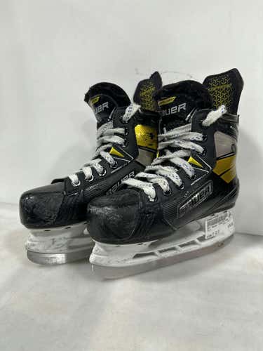 Used Bauer Ignite Pro Youth 12.5 Ice Hockey Skates
