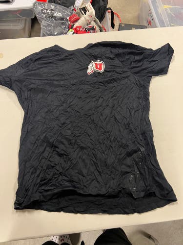 University of Utah Lacrosse Team Issued Practice Shirt (large)