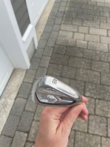 Titleist Right Handed 48 Degree AP1 Wedge
