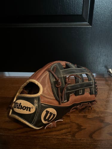 Used Outfield 12.75" Wilson A2000 1799 Baseball Glove