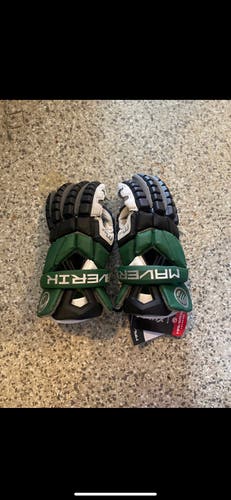 New  Maverik 13" Max Lacrosse Gloves