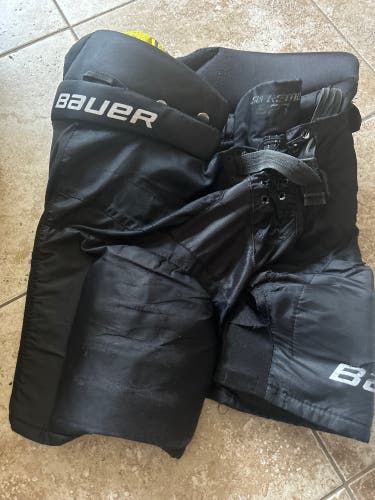 Used Junior Bauer Supreme S27 Hockey Pants