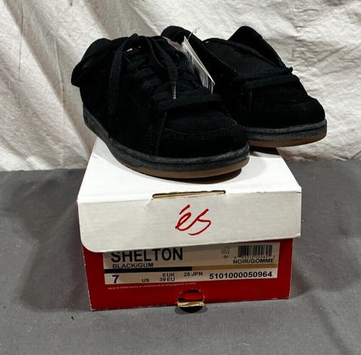 NEW Old Stock 'es Footwear Shelton Black/Gum Skateboard Sneakers US 7 EU 39
