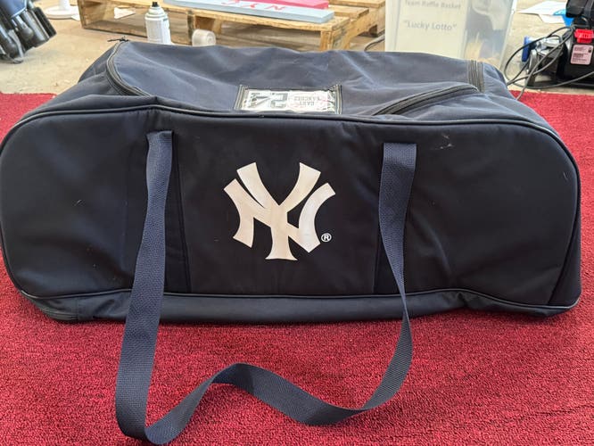New York Yankees Baseball Bat bag Item#NYYBG