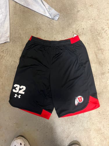 University of Utah Lacrosse Team Issued #32 Shorts (medium)