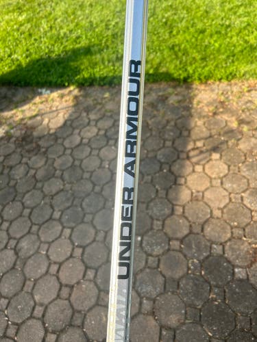 Brand New Under Armour Long Pole