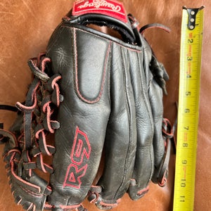 Used Rawlings Right Hand Throw Infield R9 Baseball Glove 11.5"