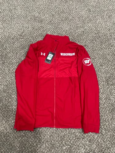 BRAND NEW Wisconsin Badgers Hockey Team Issued Zip-Up