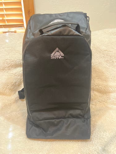 Sync Boot Pack -Jr Championships- New No Tags