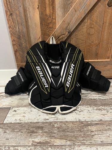Used  Bauer  Supreme S170 Goalie Chest Protector