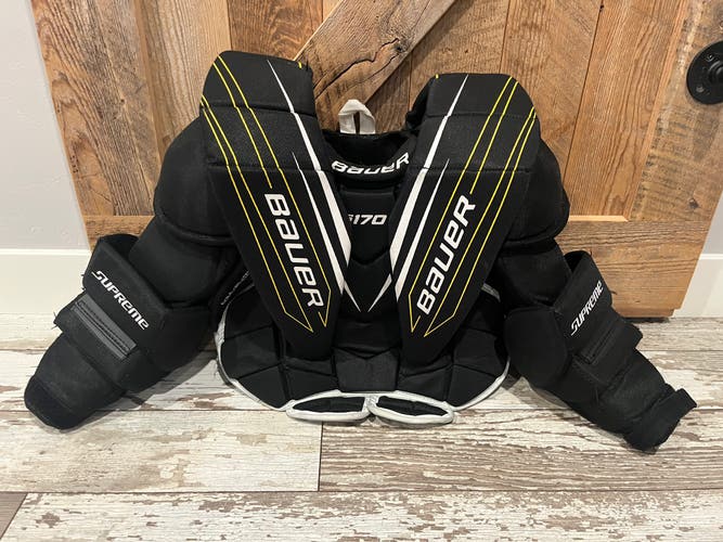 Used  Bauer Supreme S170 Goalie Chest Protector