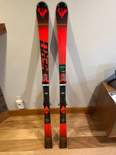 2023 Rossignol Men’s FIS Slalom Ski