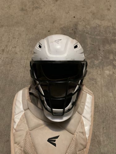 Easton softball catchers gear youth