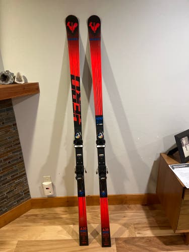2023 Rossignol Men’s FIS GS ski.