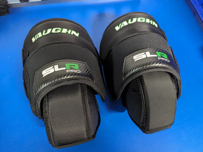 Vaughn SLR Pro Goalie Knee pads brand new