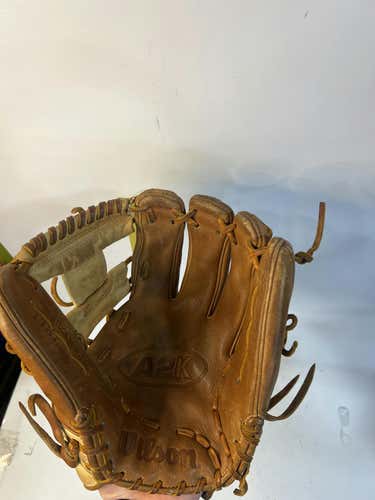 Used Wilson A2k 1787 11 3 4" Fielders Gloves