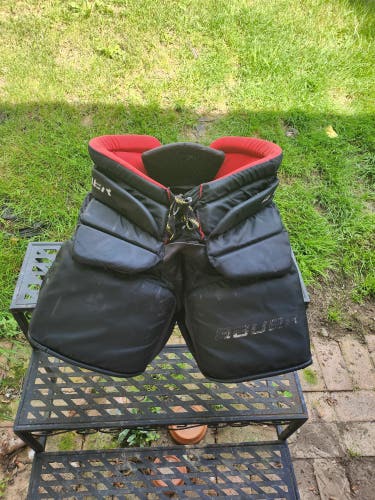 Used Senior Small Bauer Vapor X2.9 Hockey Goalie Pants