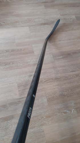 PRO19 Pro Blackout Hockey Stick - Intermediate Right Handed 55 Flex