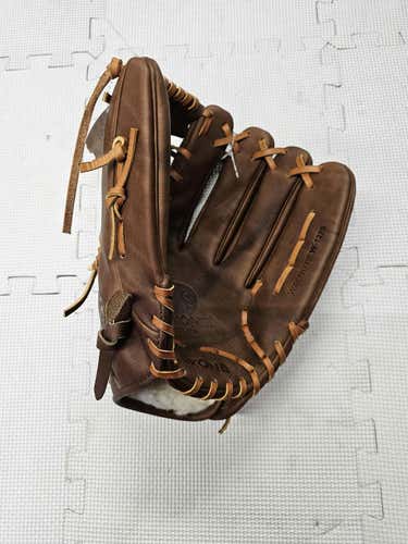 Used Nokona Walnut W-1275 12 3 4" Fielders Gloves