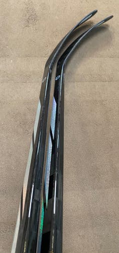 Bundle - 2x New Senior Bauer Proto-R Left Hand Hockey Stick P92 87 flex