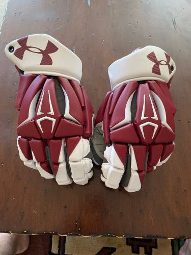 NEW Under Armour Command Pro 2 Gloves