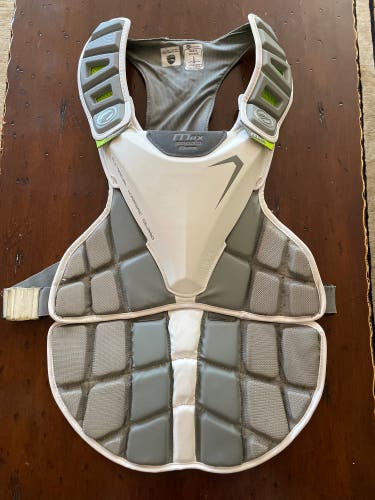 Maverick Max Chest Protector