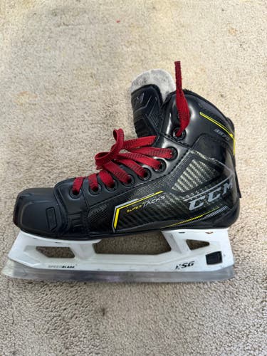 Used CCM Super Tacks 9370 Hockey Goalie Skates Regular Width Size 5.5