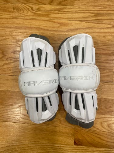 Used Adult Maverik Max Arm Pads