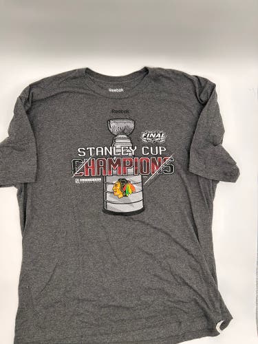 New Reebok Chicago Blackhawks Stanley Cup Champions Gray New Men's Reebok Shirt