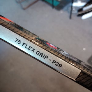 New Senior CCM JetSpeed FT6 Left Hand Hockey Stick 75F P29