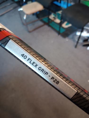 New Junior CCM Jetspeed FT6 Pro Right Handed Hockey Stick 40F P28