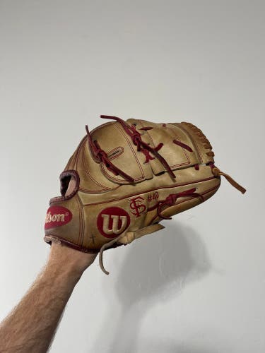 Wilson a2000 Florida State b2 12” baseball glove