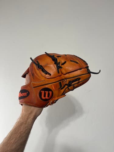 Wilson a2000 Miami college issue b2 12” baseball glove