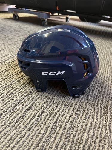 CCM Tacks 310 Helmet-Senior Small