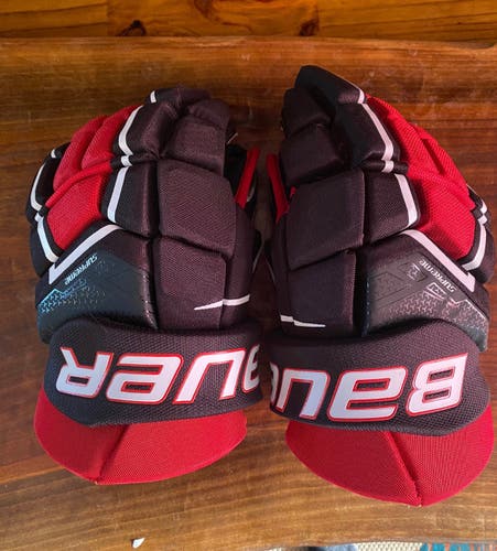 Bauer Supreme 3S Gloves