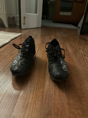 Barely Used Adult Under Armor Cleats