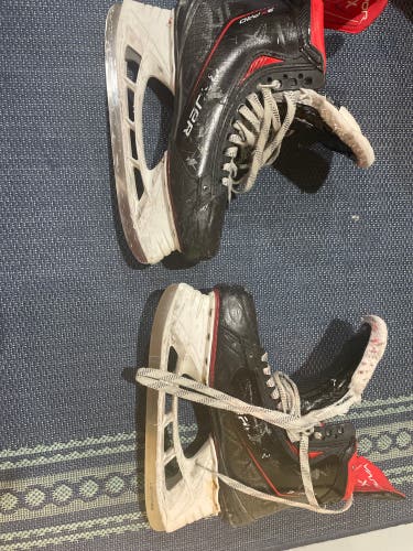 Used Bauer  11 Vapor 3X Pro Hockey Skates