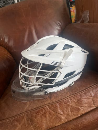 Used Goalie Cascade S Helmet