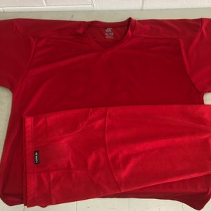 NEW Red XL practice jersey/socks #34