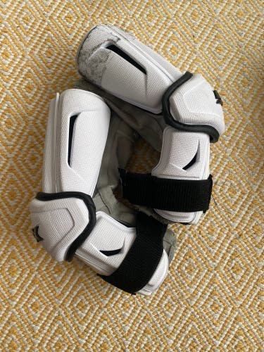 Used Adult STX Stallion 900 Arm Pads