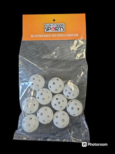 Used 10 Pack Practice Balls Golf Accessories