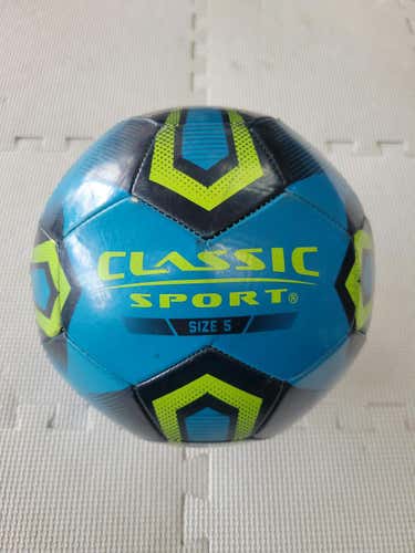 Used Classic Sport 5 Soccer Balls
