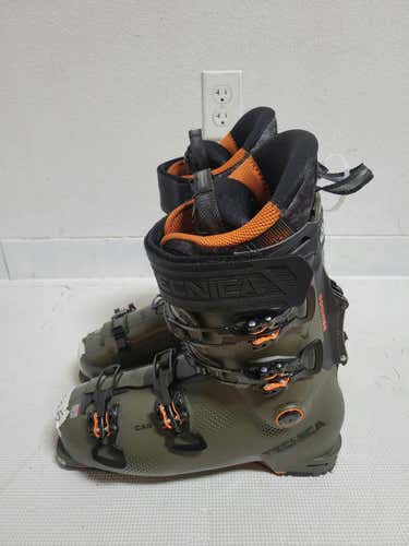 Used Tecnica Cochise 120 Ski Boots 295 Mp - M11.5 Men's Downhill Ski Boots