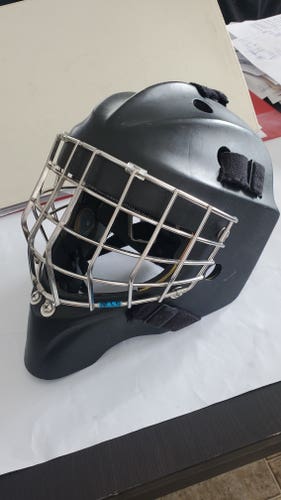 Large Flat Black CCM Axis Pro Mask