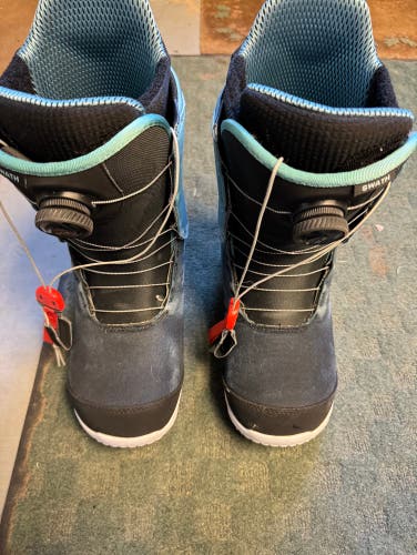 Used Men's Burton Swath Snowboard Boots