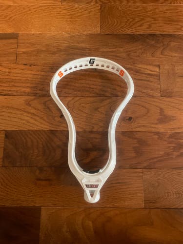 Syracuse Exclusive Unstrung Mustang Head