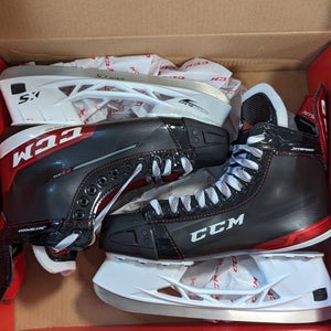 New Senior CCM Regular Width  10 JetSpeed FT475 Hockey Skates