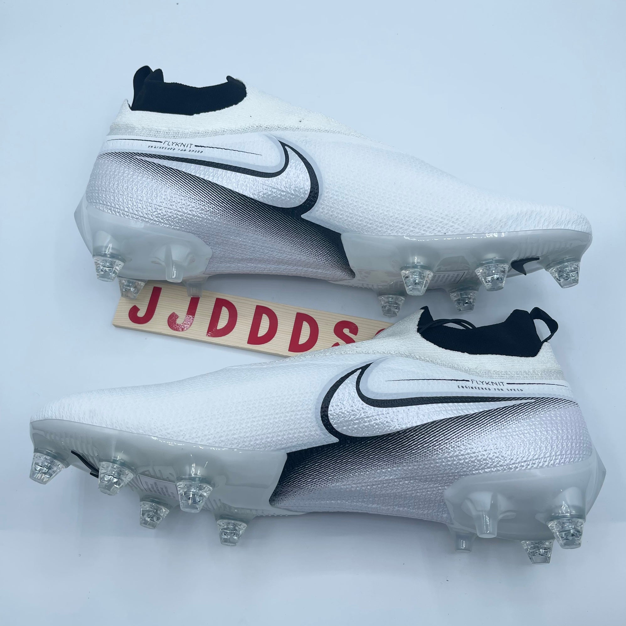 Nike Vapor Edge Elite 360 Flyknit Football Cleats Black White CZ7837-100 Men 15 Amazon.com | Nike Vapor Edge Elite 360 2 Men main image 3